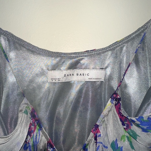 🧚♂️3/25🧚♂️ Zara Basic Floral Dress - Picture 2 of 3